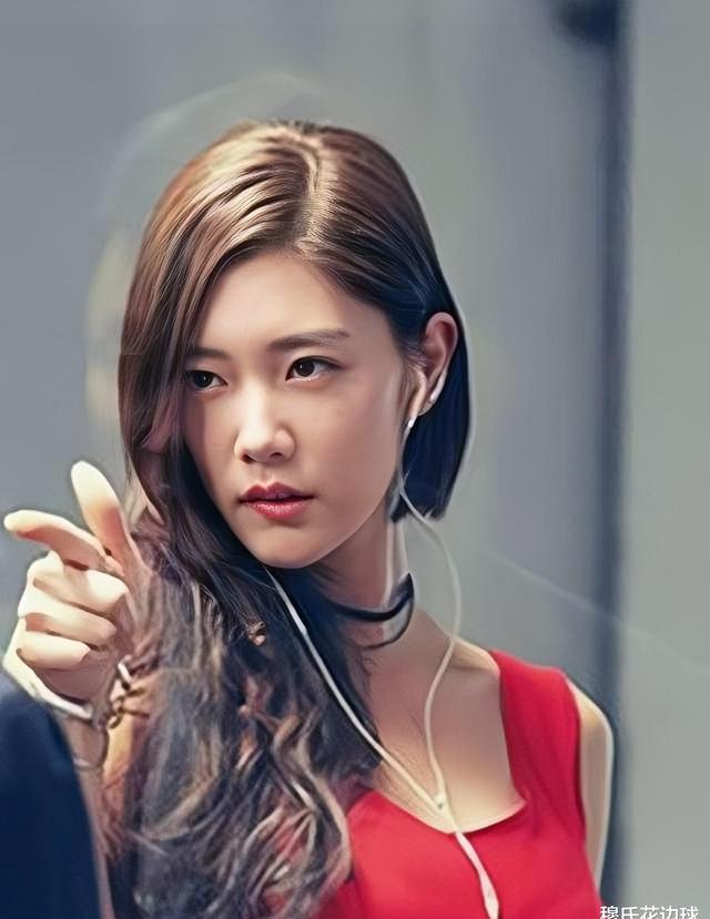 84间房主播跳舞 香烟与丝绒